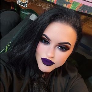 Meet your Posher, Wendy